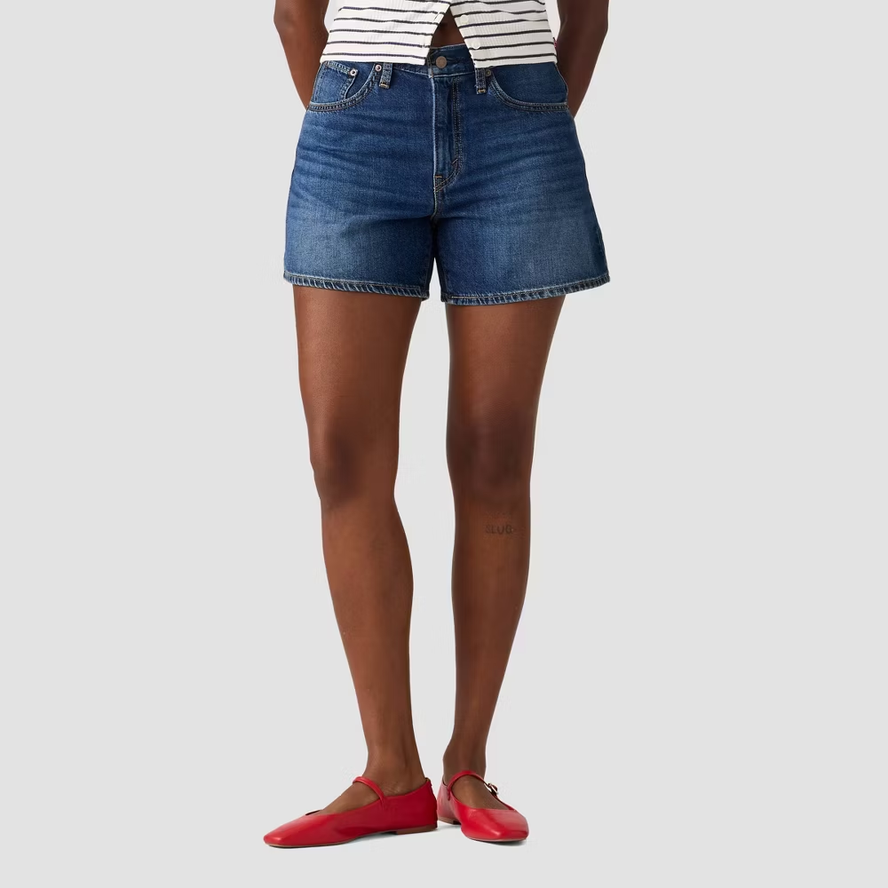 Levi's Stylish Cinch Mid-Thigh Shorts for Women - Image 7